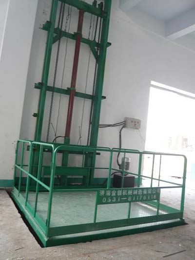 導(dǎo)軌式升降機(jī)-單體 導(dǎo)軌式升降機(jī)-單體