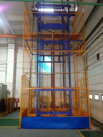 液壓升降貨梯-外封網(wǎng)雙體式 液壓升降貨梯-外封網(wǎng)雙體式