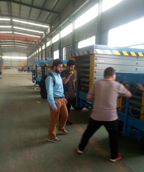 液壓升降平臺(tái) 液壓升降平臺(tái)