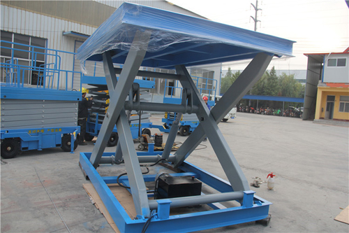 剪叉式液壓升降平臺(tái) 剪叉式液壓升降平臺(tái)