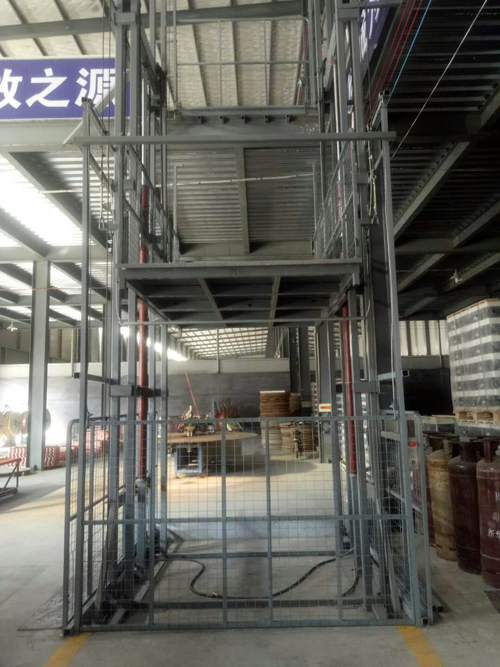 導(dǎo)軌式液壓升降平臺(tái) 導(dǎo)軌式液壓升降平臺(tái)