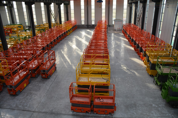 自行式液壓升降平臺 自行式液壓升降平臺